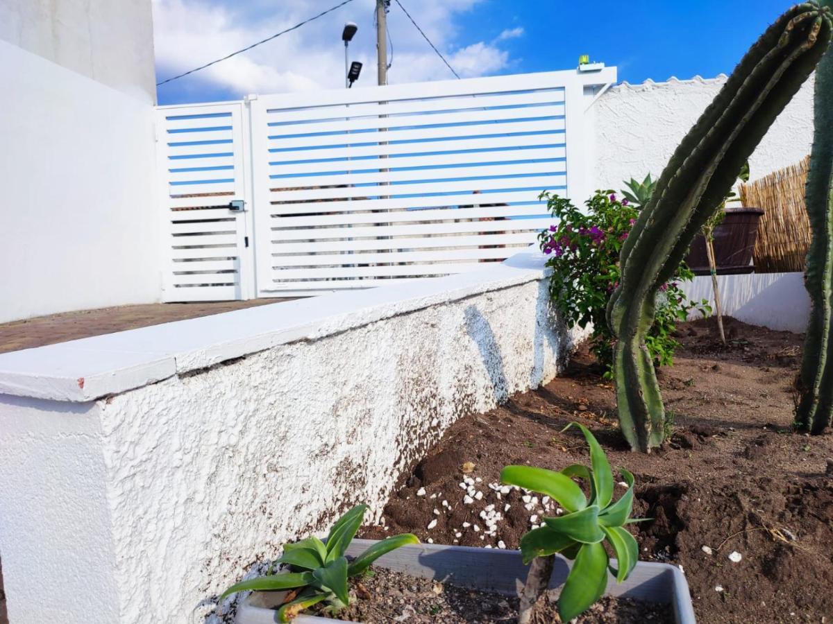Al Meriggio Apartments Brucoli Zewnętrze zdjęcie